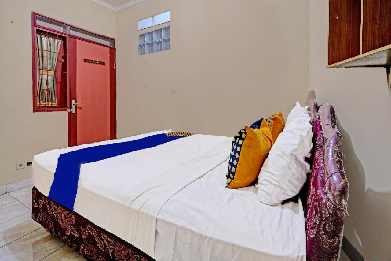 Spot On 91482 Sentosa Home باندونج المظهر الخارجي الصورة