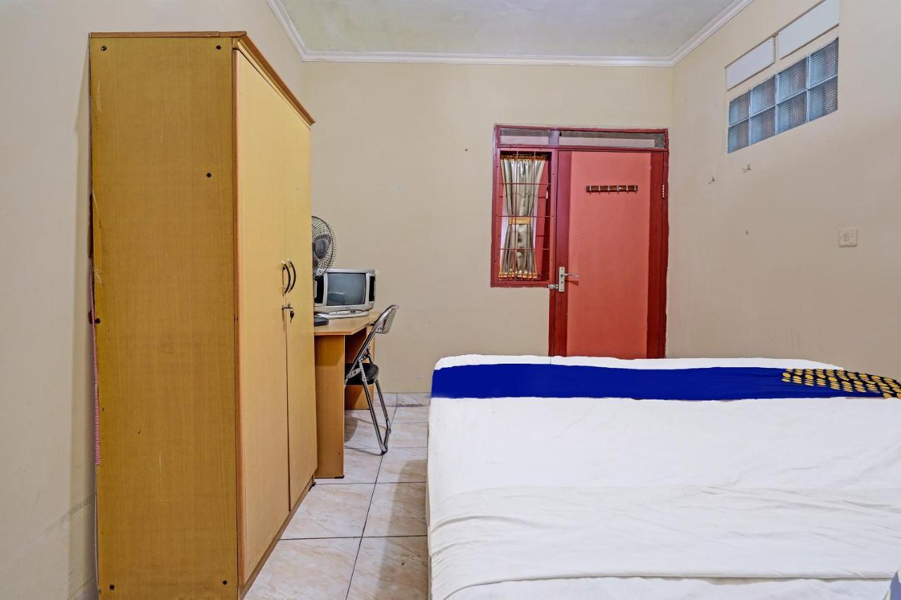 Spot On 91482 Sentosa Home باندونج المظهر الخارجي الصورة