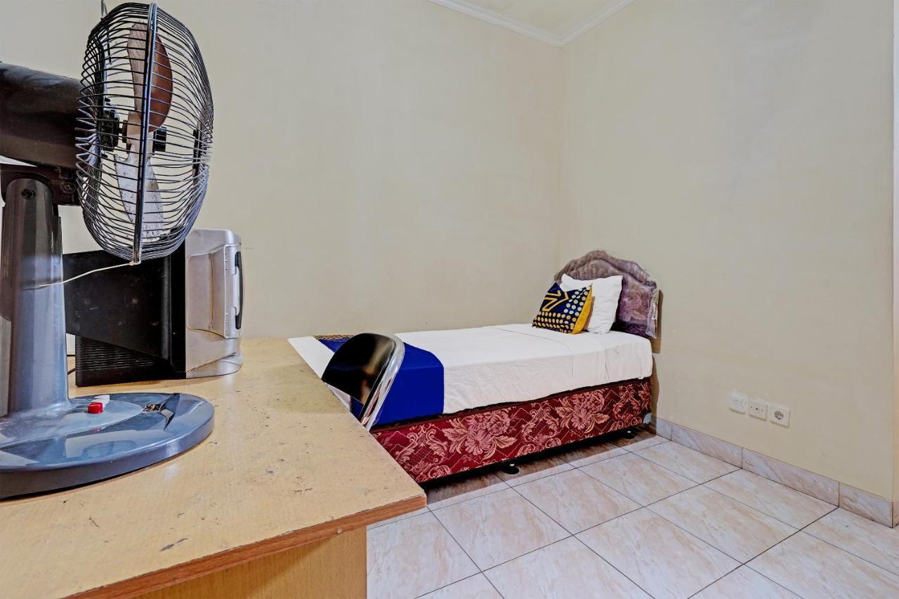 Spot On 91482 Sentosa Home باندونج المظهر الخارجي الصورة
